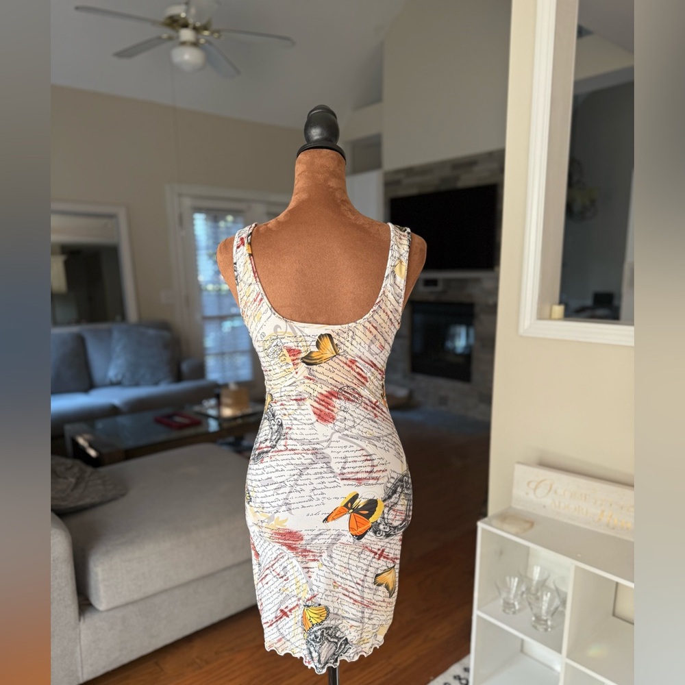 Chic Sleeveless Butterfly Print Dress - Picture 4 of 5